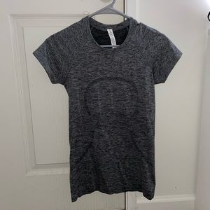 Limited Edition Lululemon Swiftly Tech Top